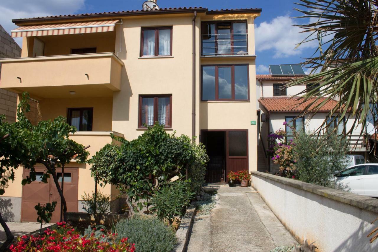 Apartment Borik Pula Luaran gambar