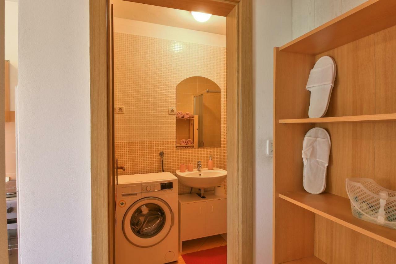 Apartment Borik Pula Luaran gambar