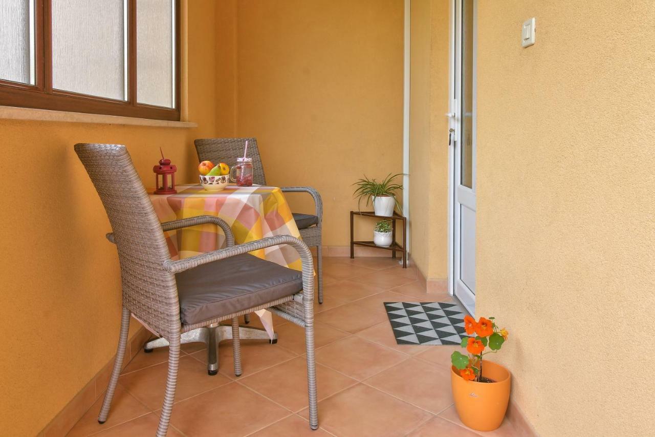 Apartment Borik Pula Luaran gambar